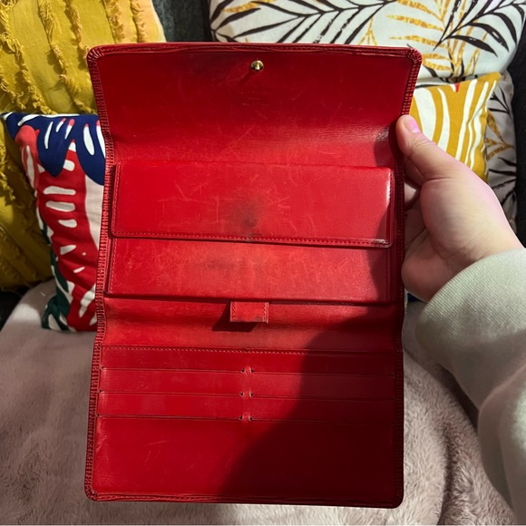 Louis Vuitton Long Wallet Epi Red - Picture 6 of 8